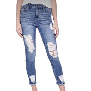 Guess jeans ripped leg cropped jegging - womens size 6 / 28”